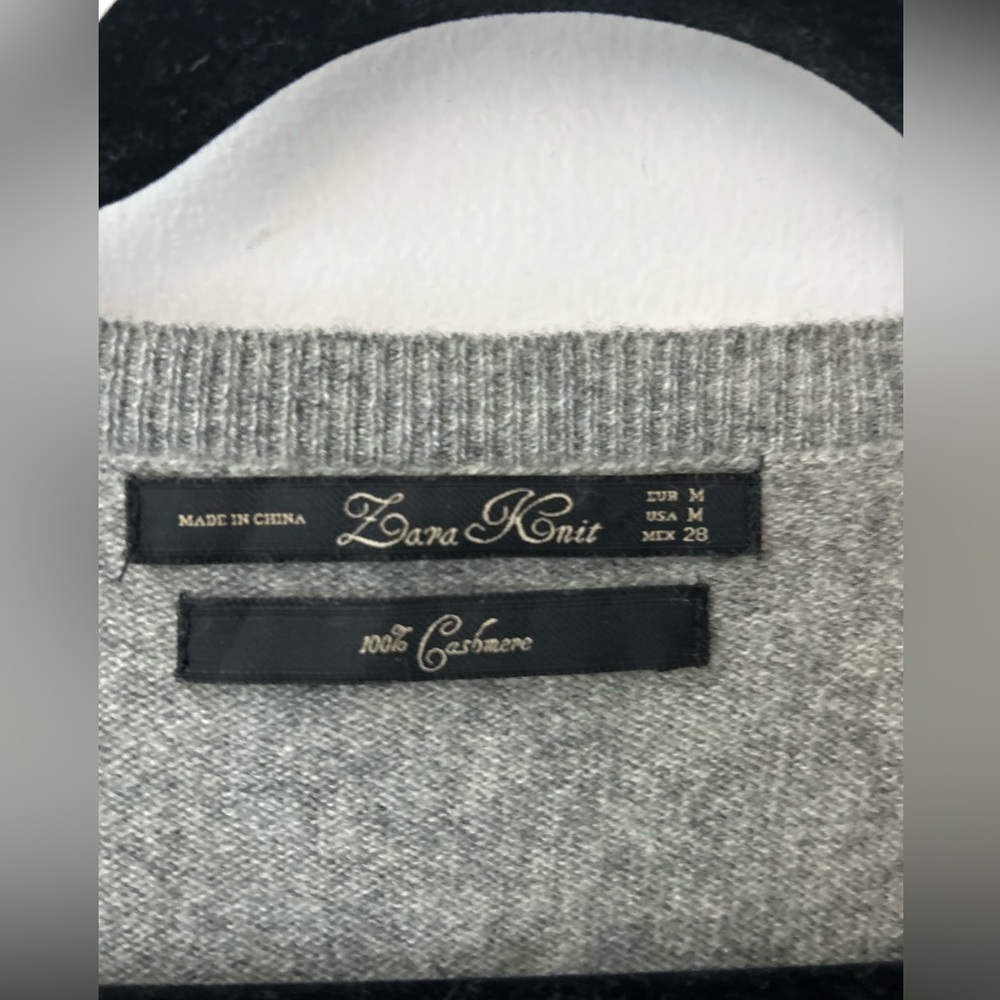 Zara v neck cashmere sweater grey - Picture 4 of 9